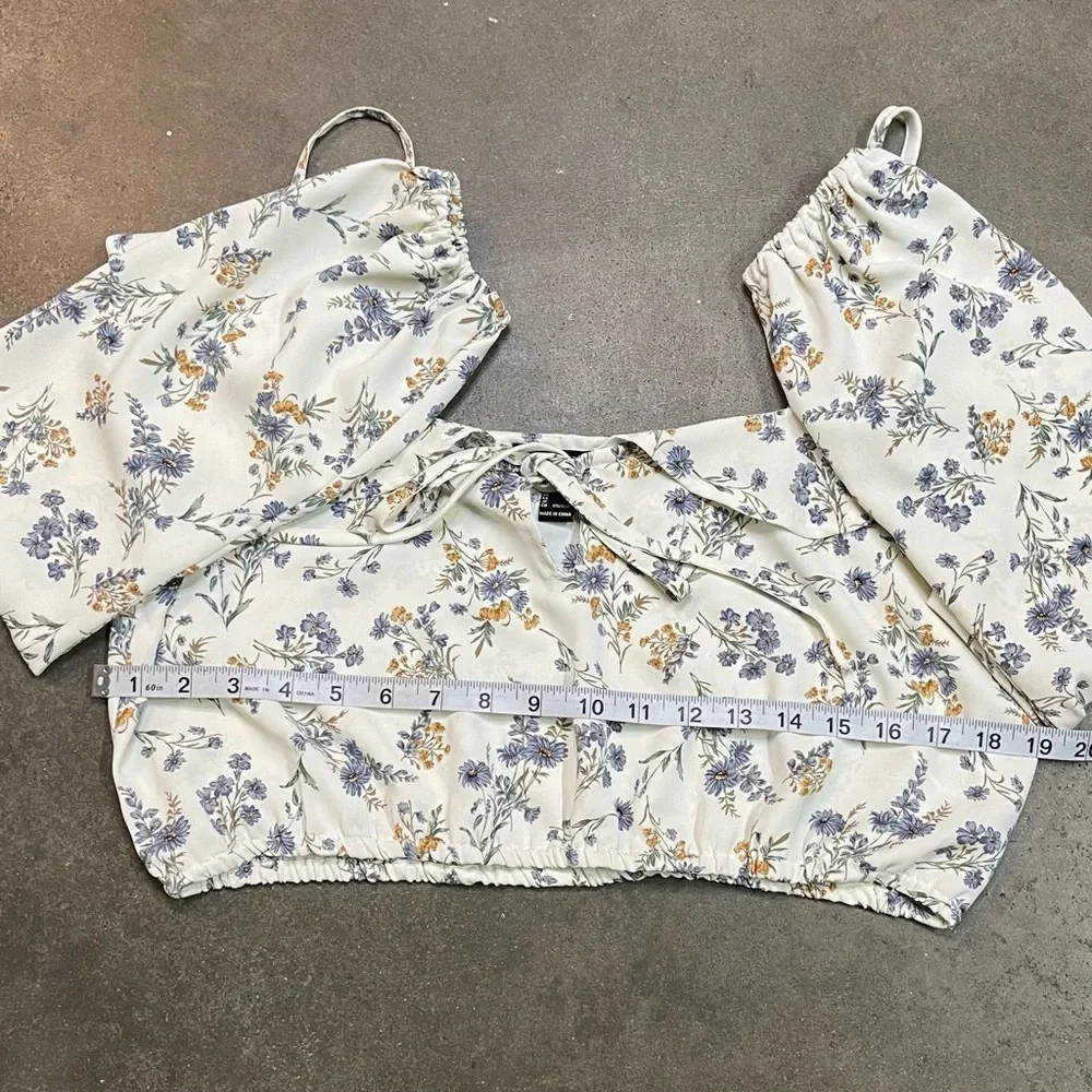 Forever 21 Floral Off The Shoulder Crop Bell Sleeve Cottage Core Top - Picture 5 of 8